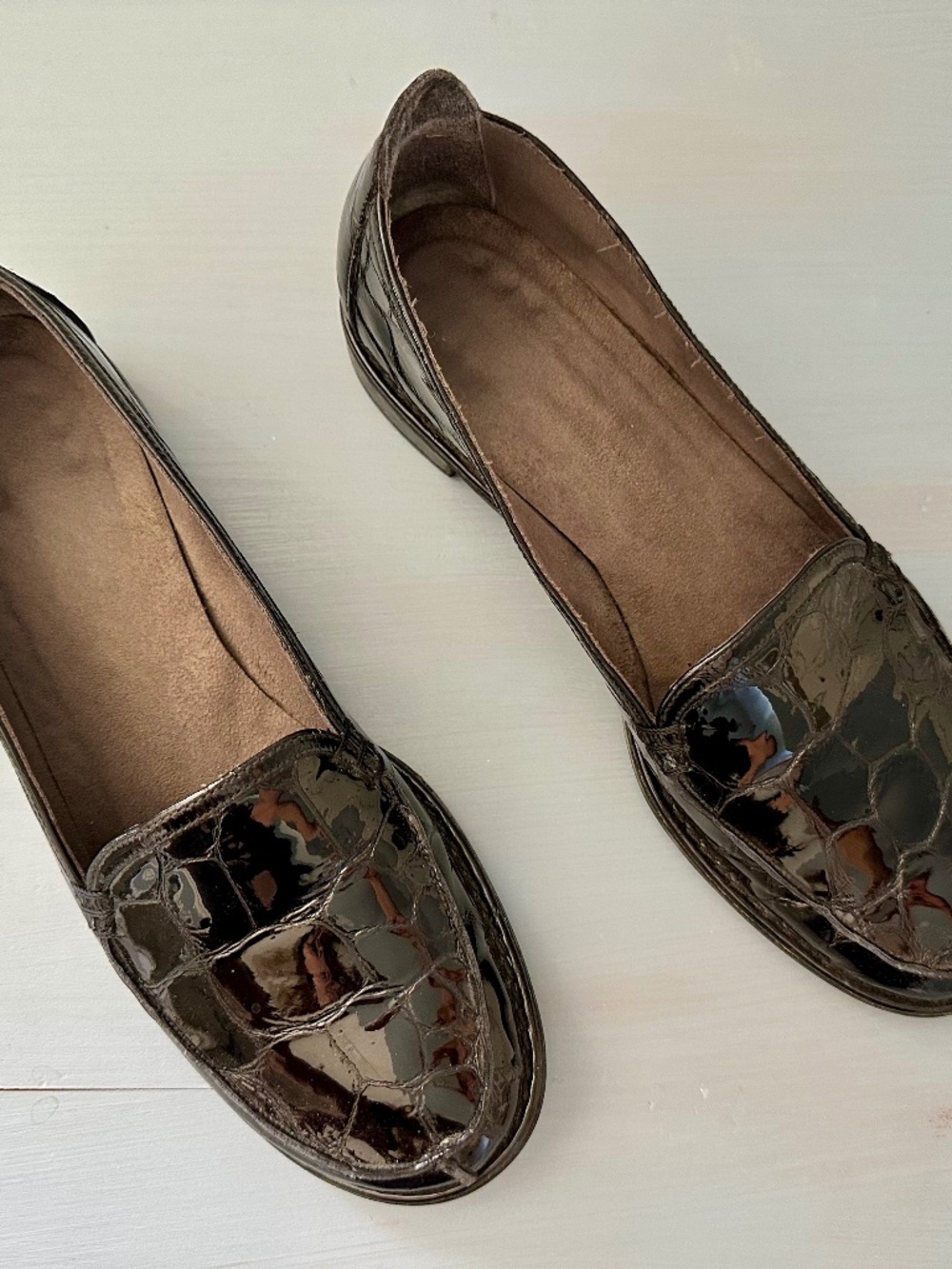 Stuart Weitzman size 6.5 Hero black Croco Loafers